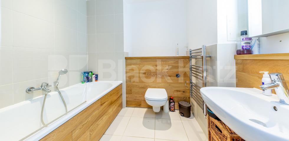 			STUNNING ONE BED IN CAMDEN!, 1 Bedroom, 1 bath, 1 reception Flat			 Kings Terrace, CAMDEN